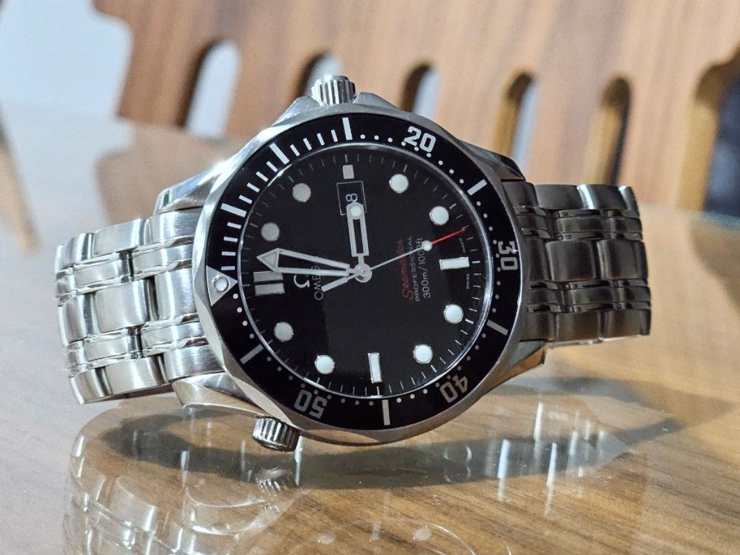 Omega Seamaster Professional 300m Quartz / 41mm Ref 212.30.41.61.01