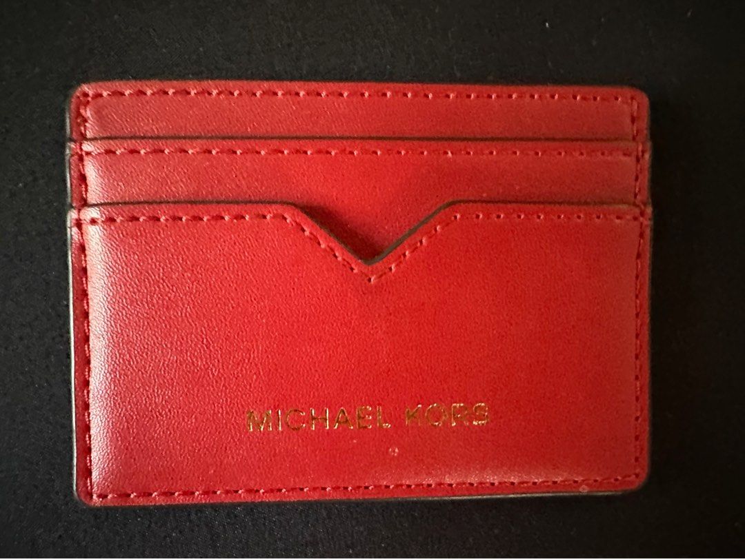 Orig Michael Kors (Category: Wallets & Card holders) located in Paranaque City. Submitted by yelisboutique (Listing ID 1228795469, Image 1). Description: .