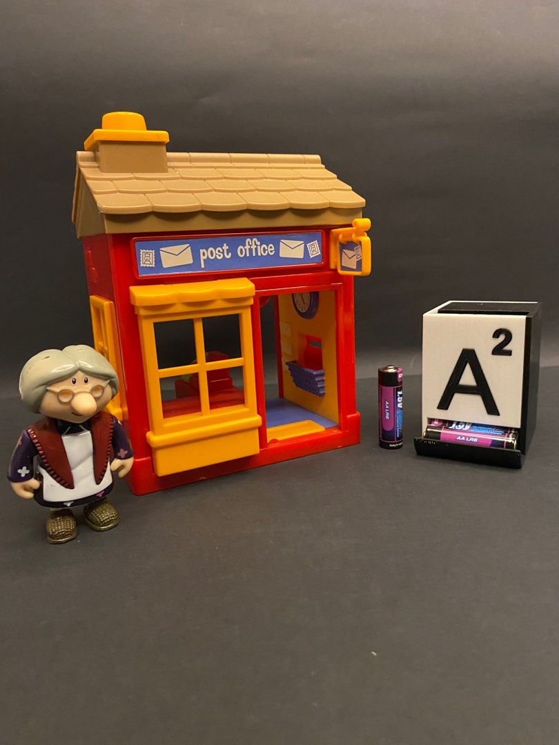 Postman Pat Mrs Goggins and Post Office, Hobbies & Toys, Toys & Games