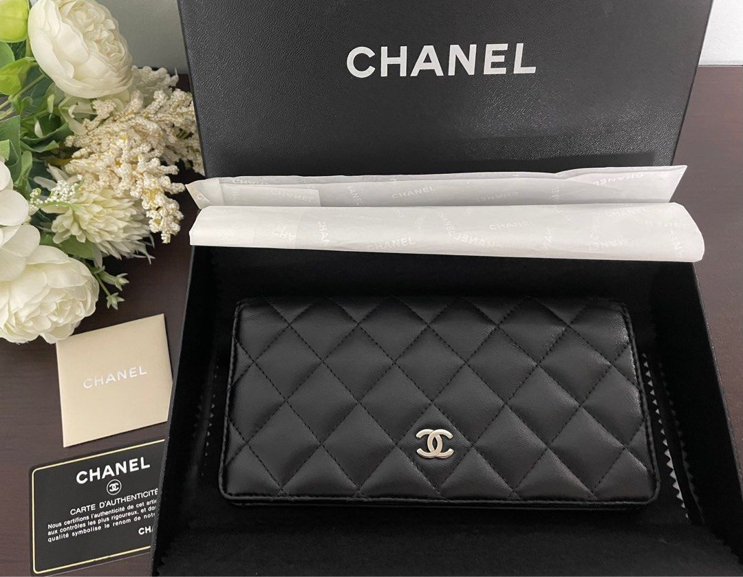 CHANEL ZIP AROUND WALLET LAMBSKIN LEATHER REVIEW #Chanel #Wallet