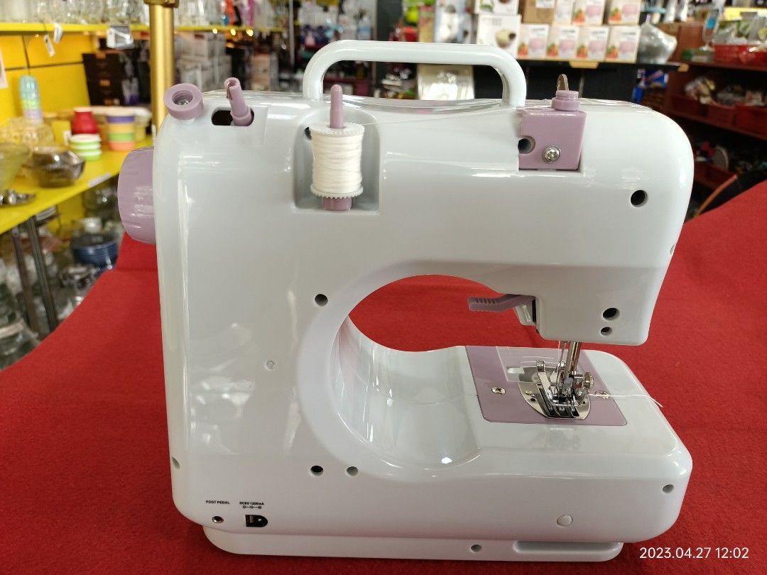 Riino Sewing Machine Iris, TV & Home Appliances, Other Home Appliances
