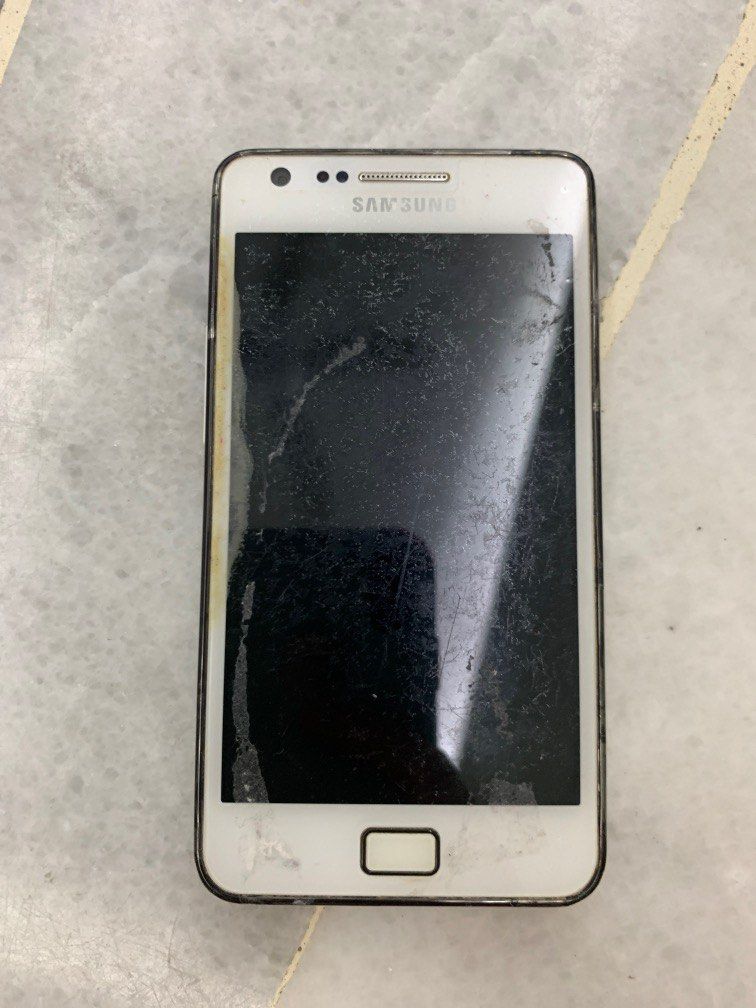 Samsung old phone, Mobile Phones & Gadgets, Mobile Phones, Android