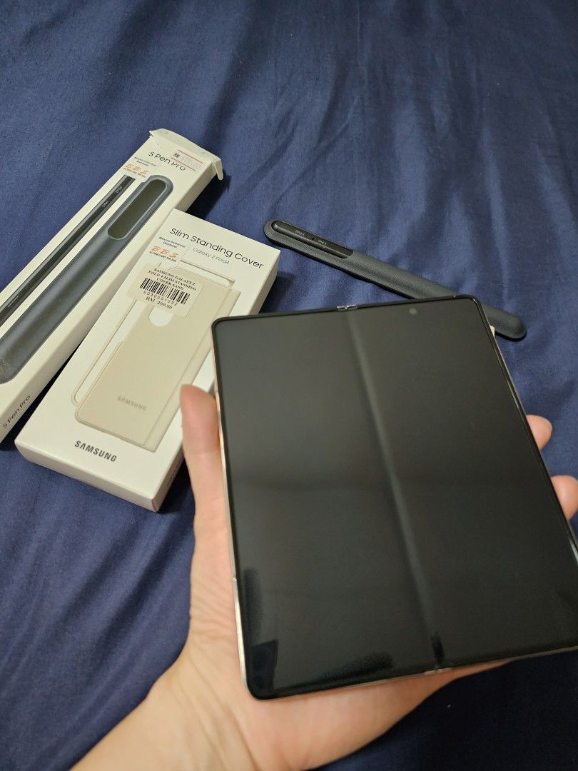 Samsung Z fold 4 S pen Pro, Mobile Phones & Gadgets, Mobile Phones