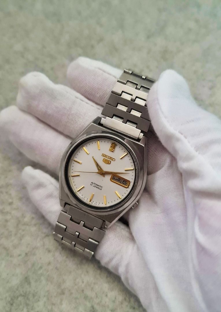 Seiko 5 Day Date Made In Japan Arabic Date Men s Fashion Watches