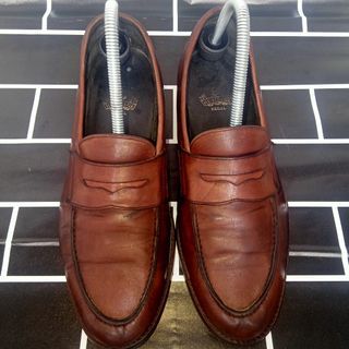 Sepatu Heritage Regal