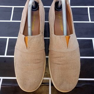Sepatu Hush Pupies