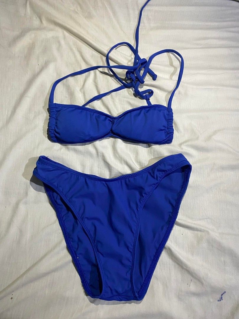 Sew local bikini two piece (Category: Bikinis & Swimsuits) located in Makati City. Submitted by rishdeclutter (Listing ID 1228769200, Image 1). Description: Dm for a pic when worn Size xs Perfect for smaller boobs and petite girls.