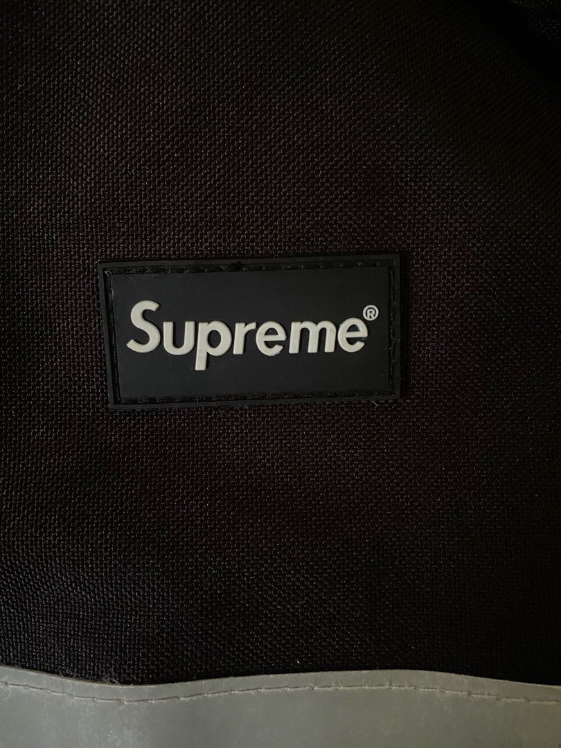 Supreme Backpack (Category: Backpacks) located in Badian. Submitted by choloknows (Listing ID 1228821714, Image 3). Description: Excellent to New Condition Pwede lagyan nang laptop Color rate: 9.5/10 Dimension: 15 W x 19 L No issue Need wash 1500 + sf.