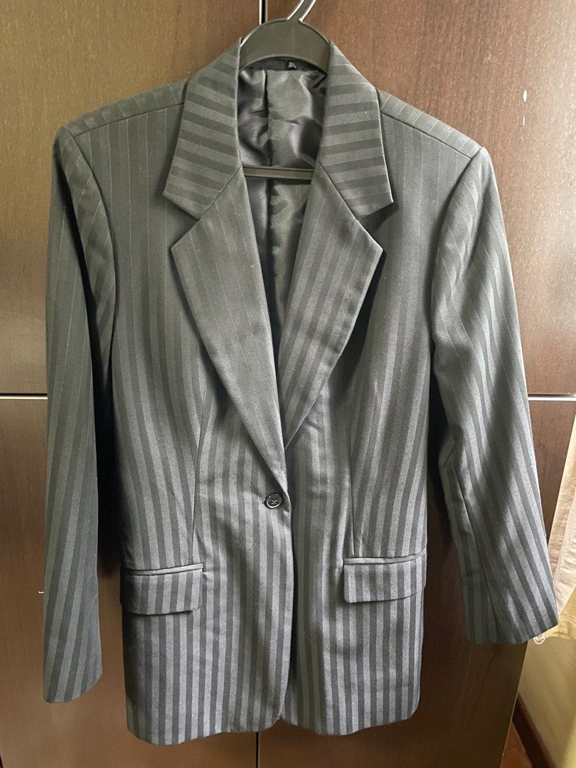 Tailor jacket (Category: Coats, Jackets and Outerwear) located in Singapore. Submitted by fatbearw (Listing ID 1228831982, Image 1). Description: Pin strip jacket tailored in Bangkok with good material. Working pockets. Tapered back to give nice waist line. Fits L.
