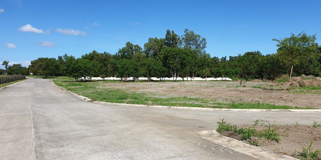 The Country Club Sta. Rosa, Laguna lot for Sale, Property, For Sale
