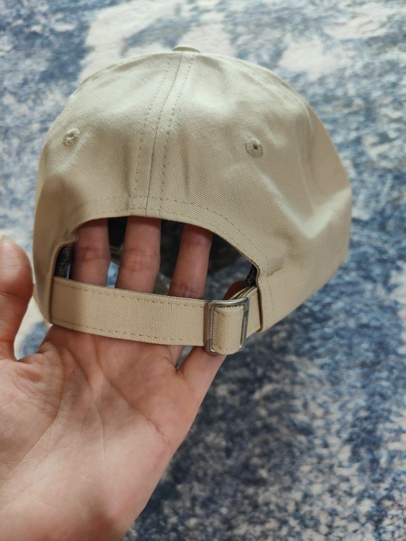 The north 2025 face cap beige