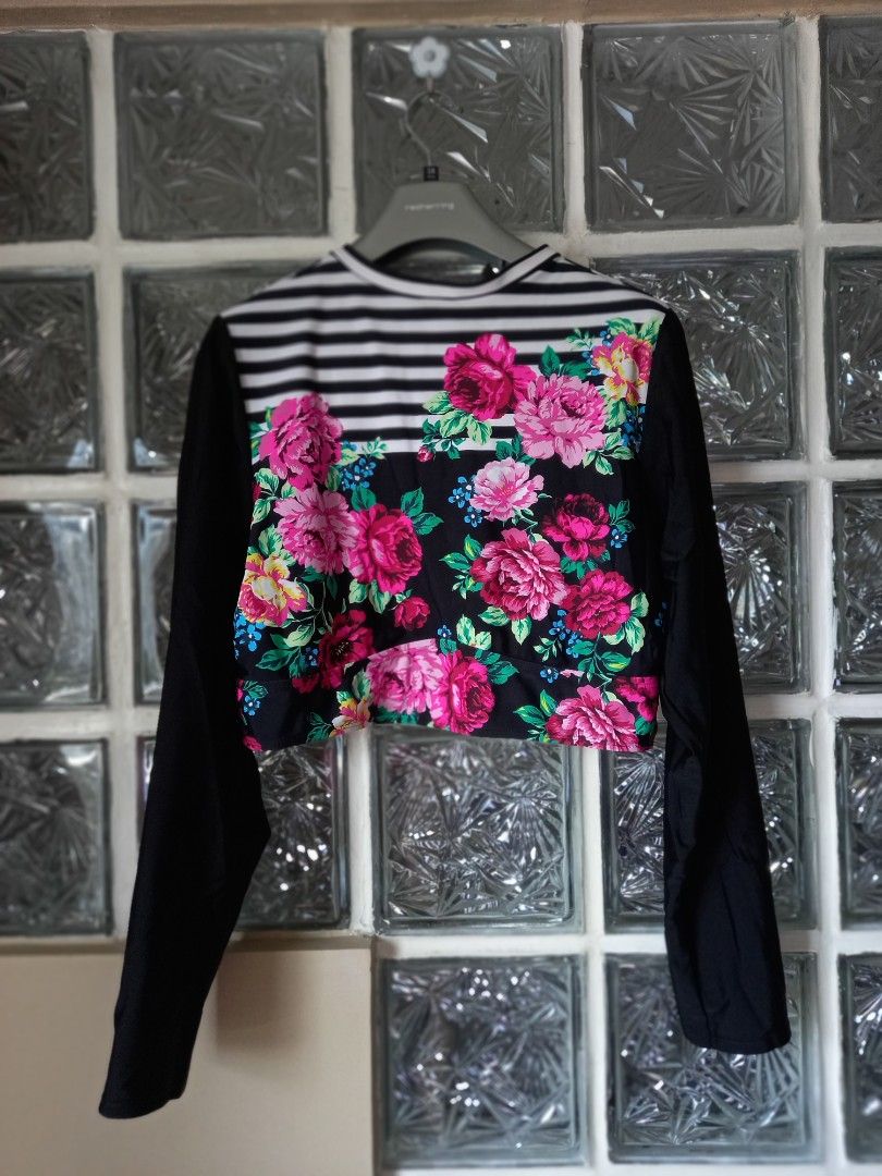 Torrid sales rash guard