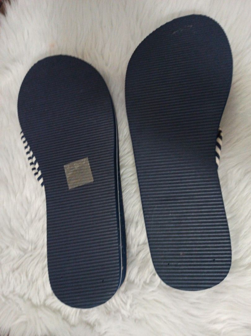 Tu slippers clearance