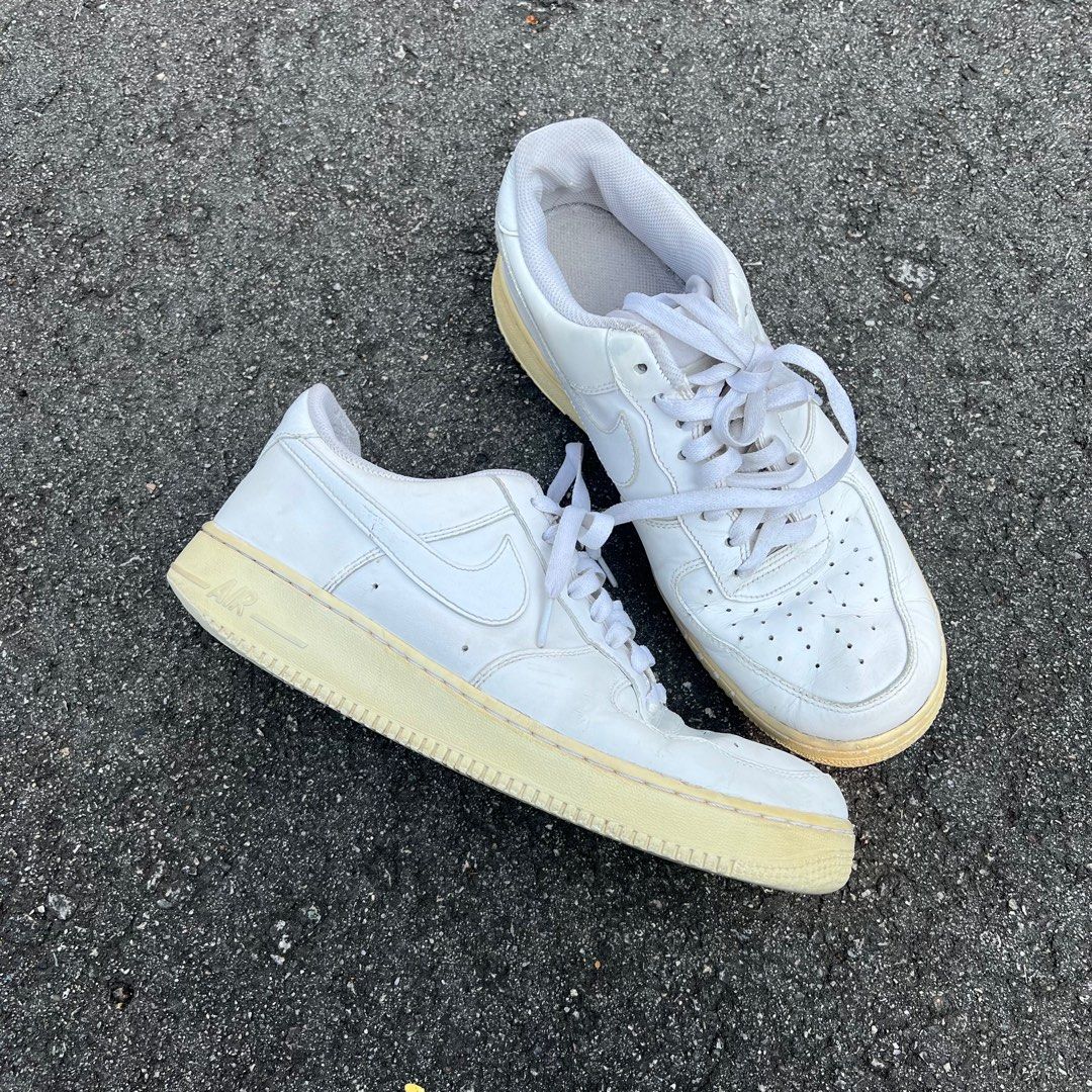 Nike air force 1 yellow sole sale