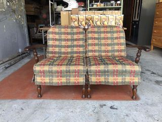 Vintage solid wood rustic sofa  50L x 29W x 15H seat height inches Sandalan height 30 inches Branded In good condition Code akc 335