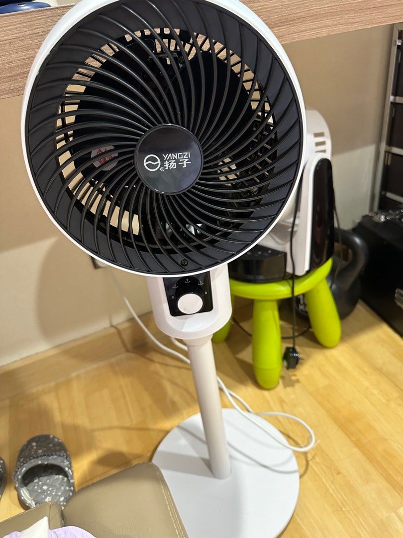 Yangzi Air Circulation Fan home Household Electric Fan Floor Silent