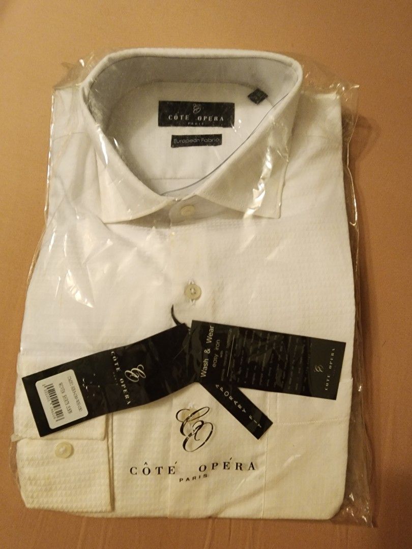 LOUIS VUITTON VCCM07 WHITE BUTTON DOWN SHIRT 217010275 &, Men's Fashion,  Tops & Sets, Formal Shirts on Carousell