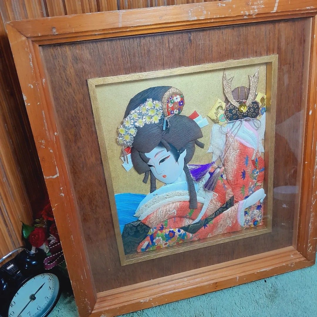 3d Art Geisha On Frame (Category: Frames & Pictures) located in Malolos. Submitted by jestrelita (Listing ID 1229029997, Image 2). Description: 3d Art Geisha On Frame P1200 only - 39.5cm x 42.5cm x 4.5cm - with light scratches on a solid wood frame - 3d geisha on kimono holding kabuto helmet - good condition 🇯🇵🏯👘👺🗾🍱🎎🍜🍙.