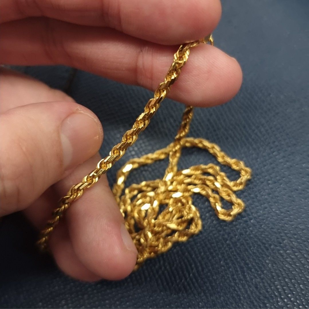 Gold chain 32 deals grams