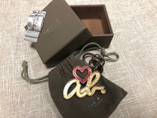 LOUIS VUITTON Bag charm Key chain holder ring Cadena Heart Flower Logo F/S  LV 13