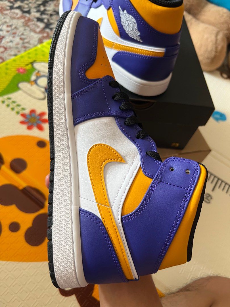 Air Jordan 1 Mid Lakers Sneakers