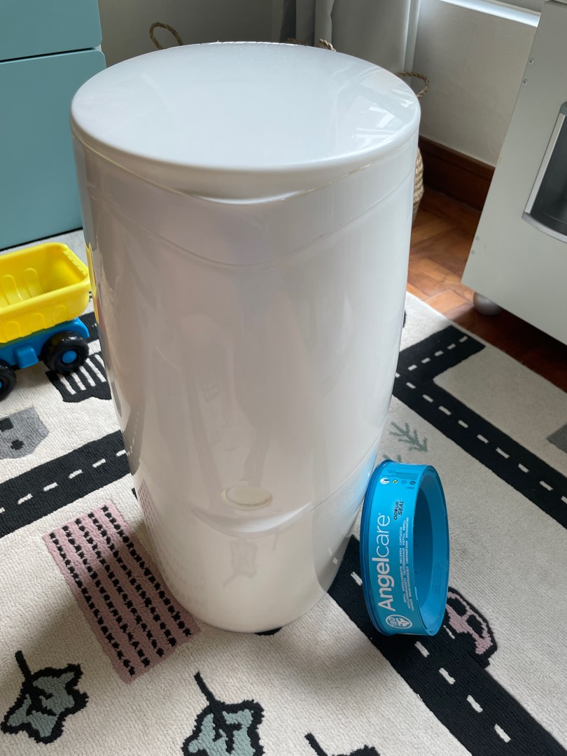 Angelcare Diaper Disposal Bin, Furniture & Home Living, Cleaning
