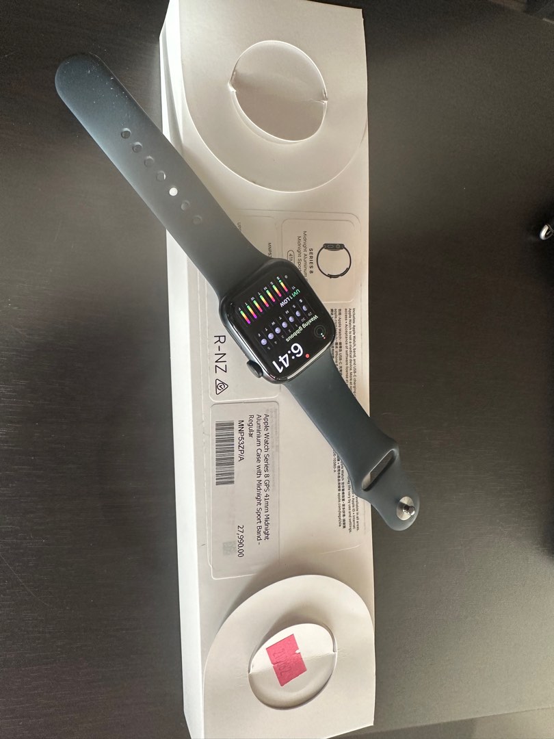 Apple watch series 8 41 mm GPS ( midnight), Mobile Phones