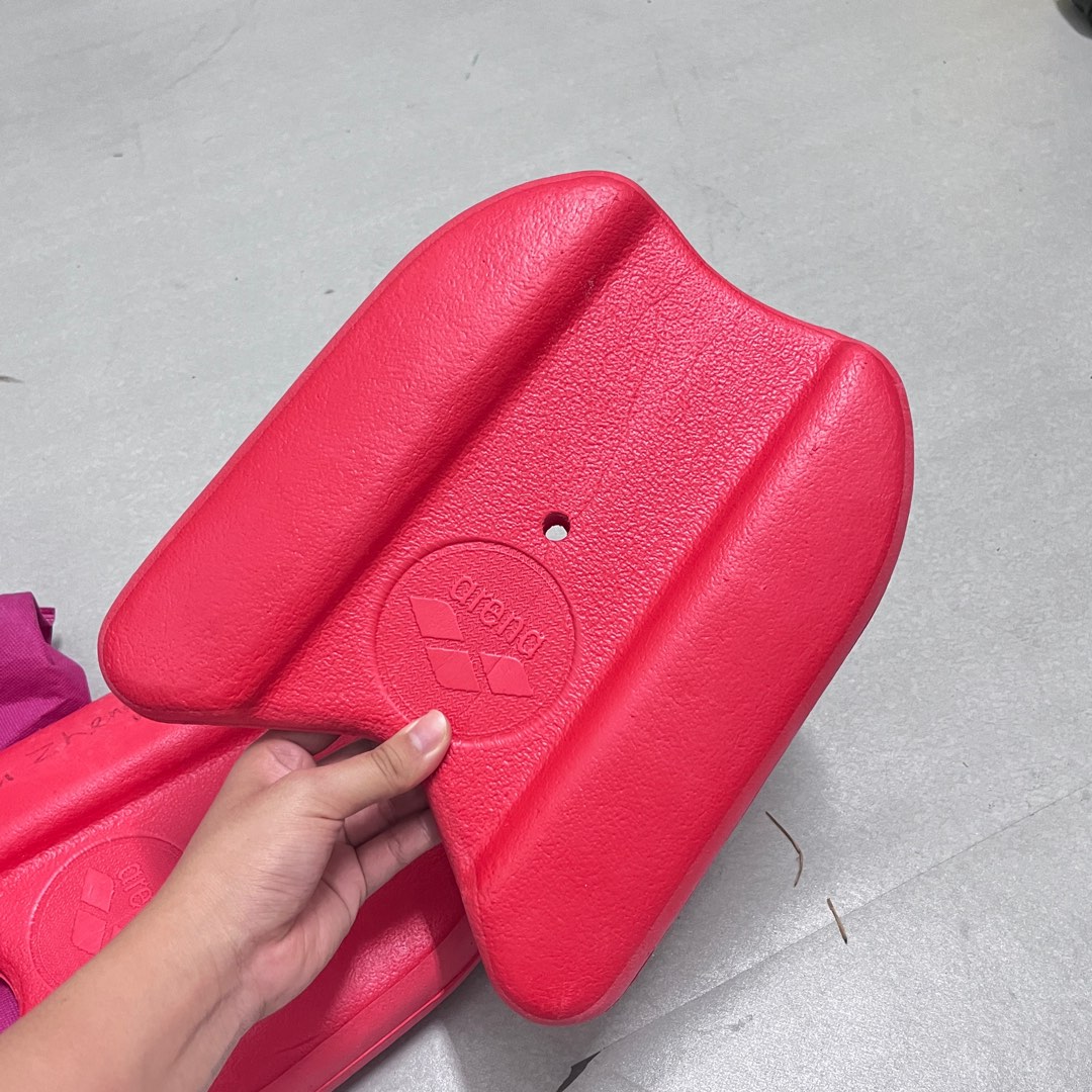 ARENA Swimming Floating Board, Sports Equipment, Exercise & Fitness