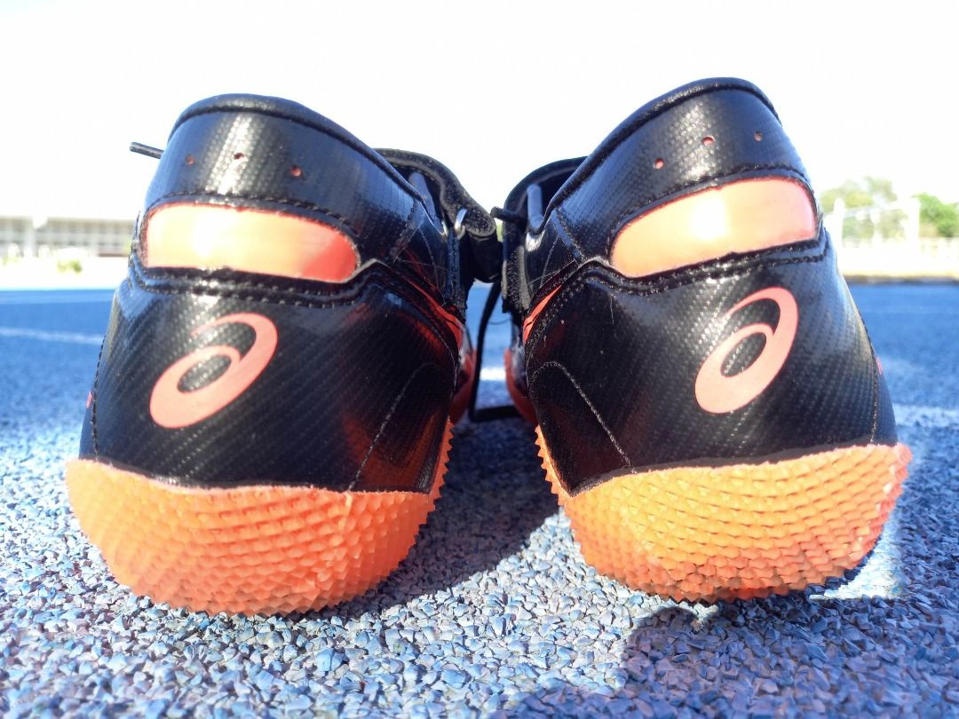 asics high jump spikes