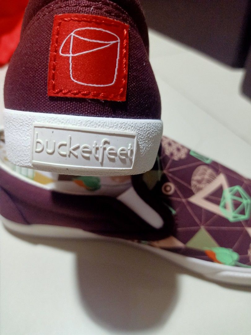 Authentic bucketfeet size 36 (Category: Flats & Sandals) located in Quezon City. Submitted by MsMars (Listing ID 1229031267, Image 3). Description: #bucketfeet #brandnew #brown #floral.