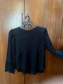 (Category: ) located in . Submitted by Aranie (Listing ID 1228960599, Image 1). Description: .
