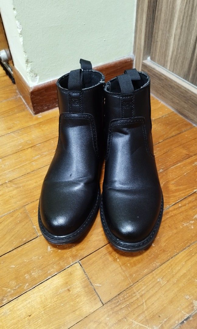 faux leather boots womens
