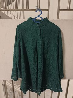 BN long sleeve top  Large L green emerald lace