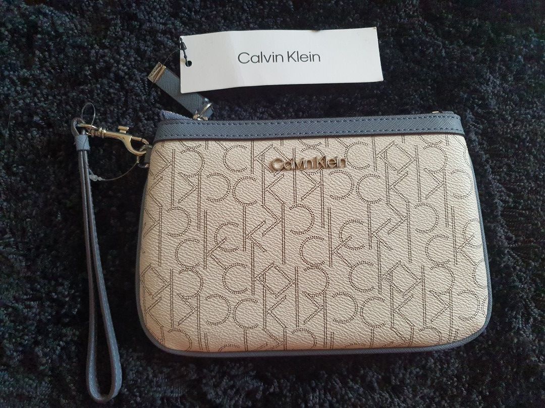 Calvin klein wallet usa store
