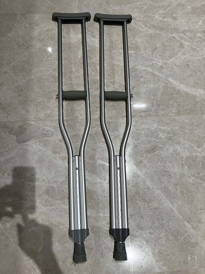 Clutches for walking, Health & Nutrition, Assistive & Rehabilatory Aids, Other Assistive Aids on