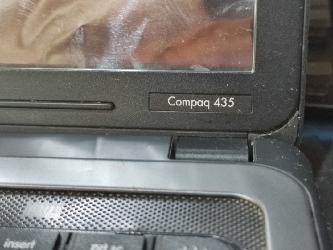 Compaq 435 For Parts (Category: Laptops & Notebooks) located in Bacoor. Submitted by ivanyun (Listing ID 1229076799, Image 2). Description: For Parts nlng po sia Defective unit po ito. bka may need parts dian baka lang may need ng parts nian. Selling as is. not tested. No HDD No RAM No LCD No Charger.