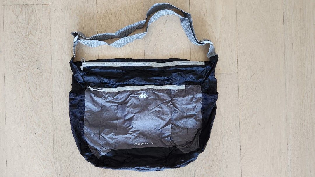 Quechua messenger outlet bag