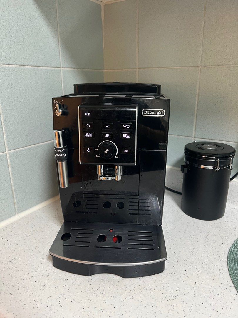 Delonghi bean to cup coffee machine ECAM23.120.B, 家庭電器, 廚房電器, 咖啡機及咖啡壺