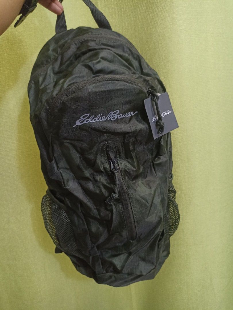 Eddie bauer store stowaway 20l