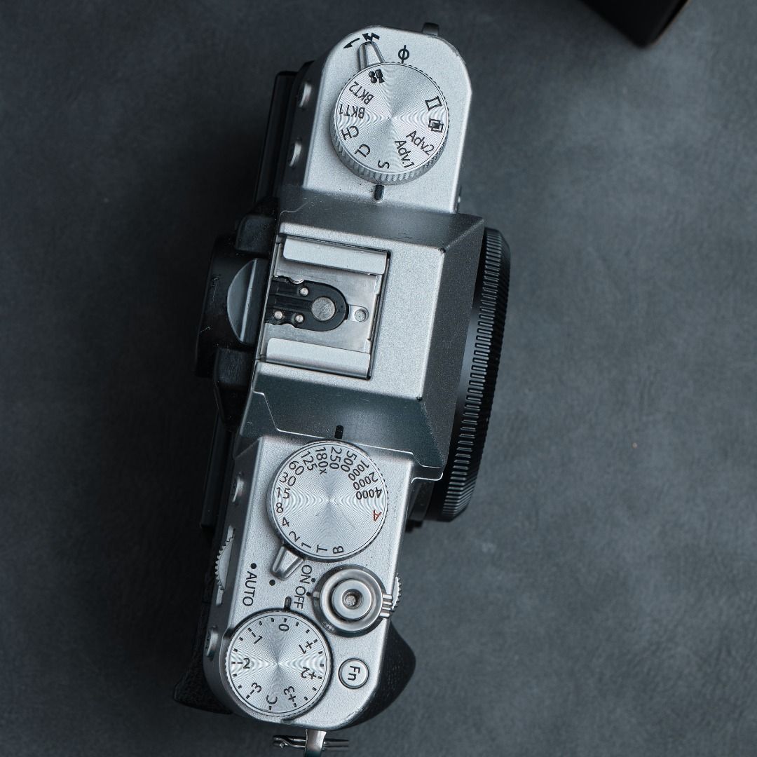 Fujifilm X-T20 body xt20 silver camera, Photography, Cameras on Carousell