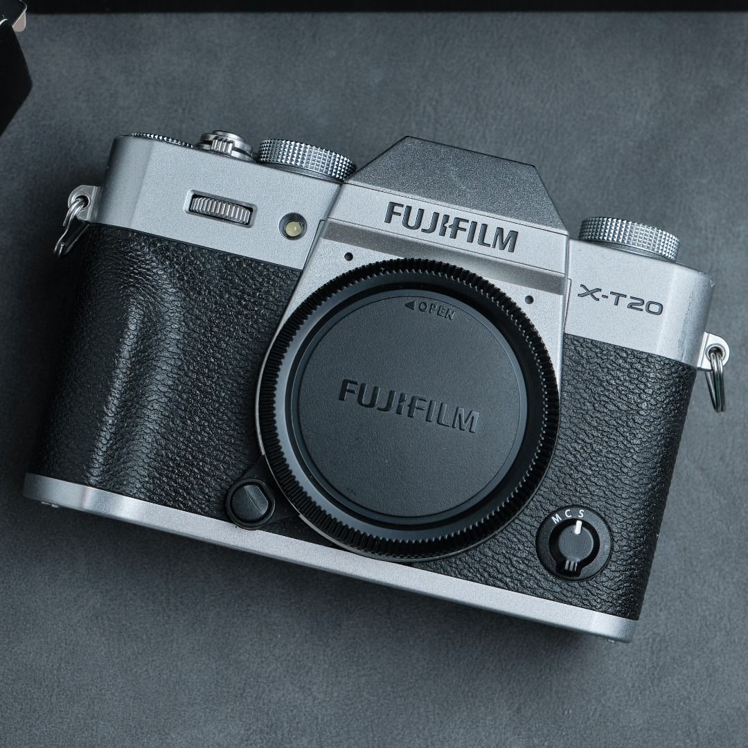 Fujifilm X-T20 body xt20 silver camera, Photography, Cameras on Carousell