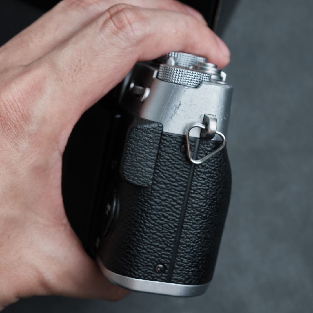 Fujifilm X-T20 body xt20 silver camera, Photography, Cameras on Carousell