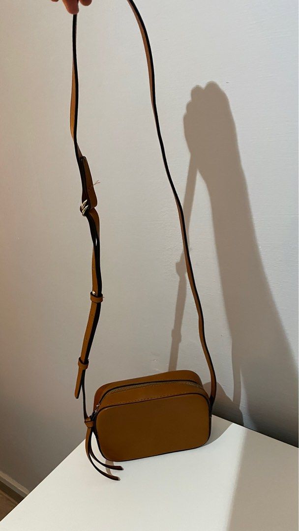 GAP crossbody bag