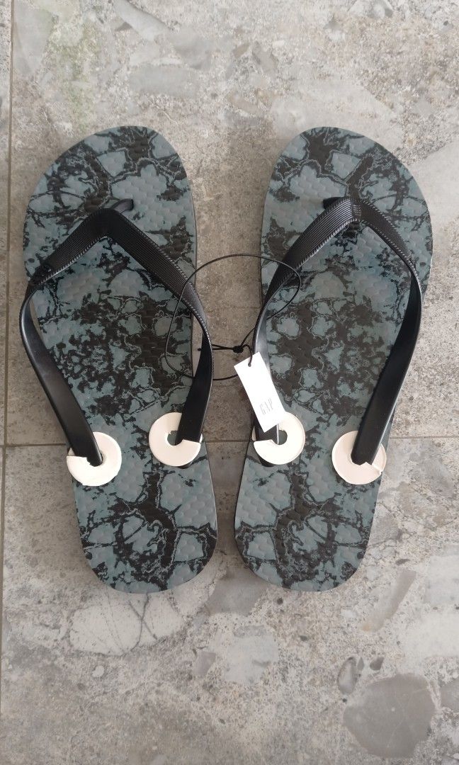 Gap slippers clearance price