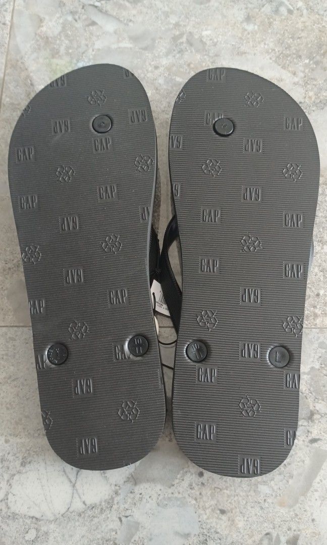Gap slippers clearance price