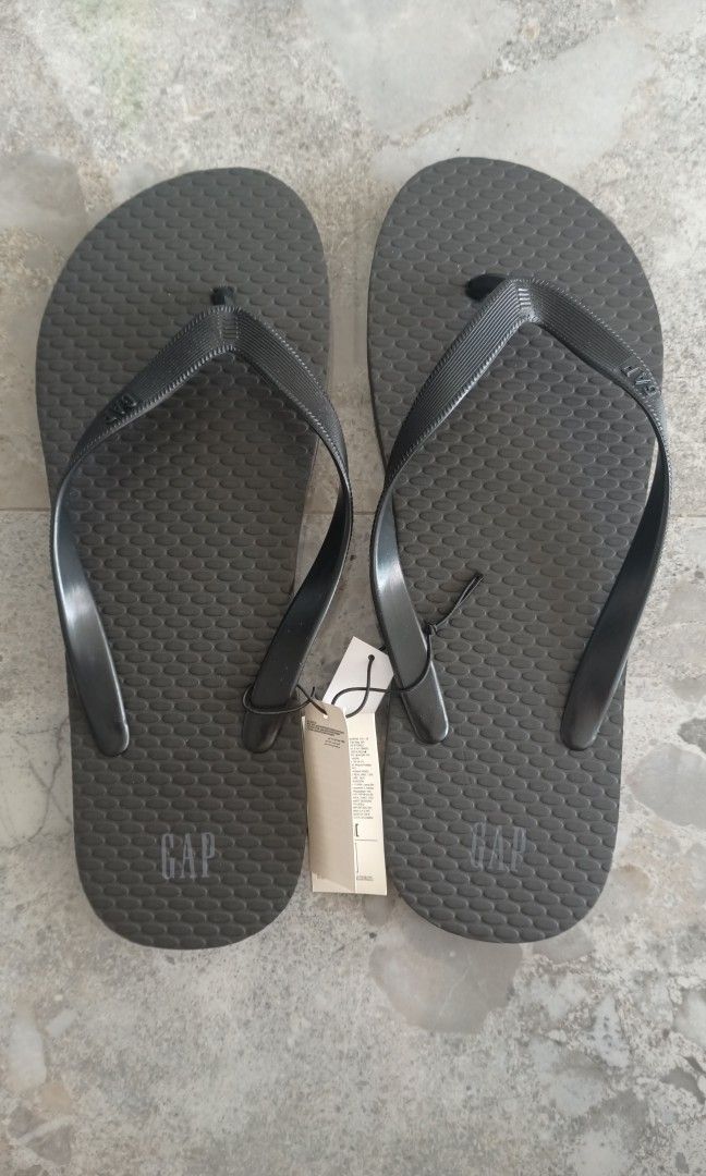 GAP flip flop slippers Size 10 11