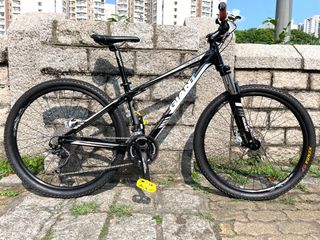 （分類：）位於 。 由 arthur0908 提交（商品編號 1228988876，圖片 1）。簡介： 。