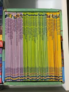 Good condition usborne first reading library 50books