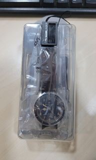 （分類：）位於 。 由 SWATCH 提交（商品編號 1228936228，圖片 1）。簡介： 。