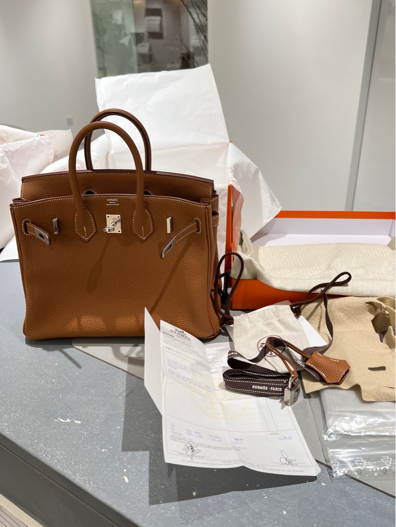 Hermes Birkin 25 Gold togo GHW Z 2022, Luxury, Bags & Wallets on